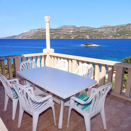 Διαμέρισμα By The Sea Tri Zala, - 559