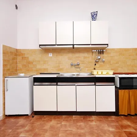 By The Sea Tri Zala, - 559 * Κόρτσουλα